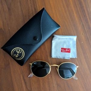 Ray-Ban Round Sunglasses | Black & Gold